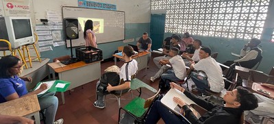 Aprendiendo sobre huertas urbanas, en el barrio Obrero los estudiantes fortalecen sus iniciativas