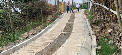 Infraestructura ejecut&oacute; placas huellas en el corregimiento Montebello