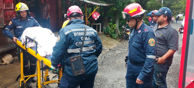La imprudencia puso en riesgo a tres personas, arrastradas por creciente en corregimiento de Pance