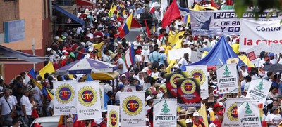 Secretar&iacute;a de Seguridad destaca comportamiento de marchantes en el D&iacute;a Internacional del Trabajo