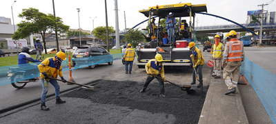 Comerciantes de la autopista Suroriental agradecen la intervenci&oacute;n de &lsquo;Obras de Coraz&oacute;n&rsquo;