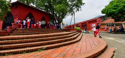 Alcald&iacute;a de Cali recibir&aacute; oficialmente el predio del colegio Santa Librada