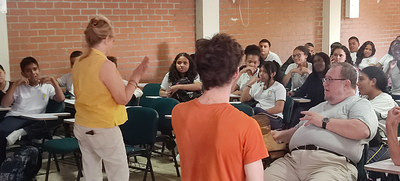 El teatro llega a las aulas de clase