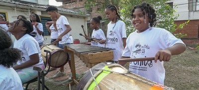 Petronito y sus semilleros del Pac&iacute;fico dar&aacute;n inicio al Festival Petronio &Aacute;lvarez