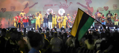 &Aacute;frica, Estados Unidos y Colombia fusionaron sus ritmos para retumbar de alegr&iacute;a la Ciudadela Petronio