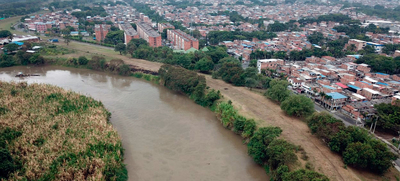 Contin&uacute;a la b&uacute;squeda del trabajador de Emcali que habr&iacute;a ca&iacute;do al r&iacute;o Cauca