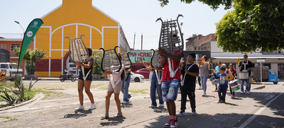 La Sant&iacute;sima Trinidad &lsquo;bendijo&rsquo; a emprendedores de la Comuna 9