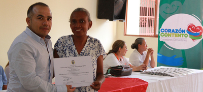 Beneficiarios de comedores comunitarios se certifican con el SENA