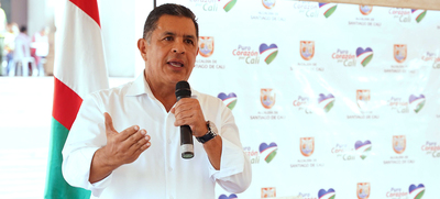 Alcalde Ospina insiste ante Fiscal&iacute;a para judicializar invasores de cerros cale&ntilde;os