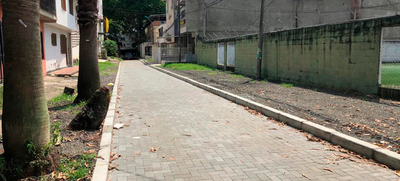As&iacute; lucen las v&iacute;as adoquinadas del barrio El Limonar en Cali