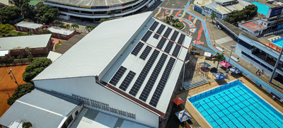 Secretar&iacute;a del Deporte y la Recreaci&oacute;n instala paneles solares en el Coliseo de Voleibol Francisco Chois