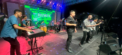 Con alegr&iacute;a, m&uacute;sica y baile se vivi&oacute; la inauguraci&oacute;n del Alumbrado Navide&ntilde;o en el Bulevar de Oriente