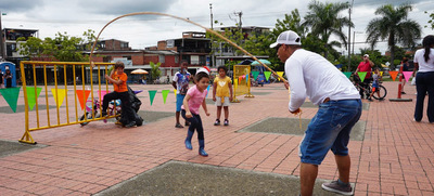 El domingo, la Ciclovida de Cali se llen&oacute; de &iexcl;pap&aacute;s bacanos!
