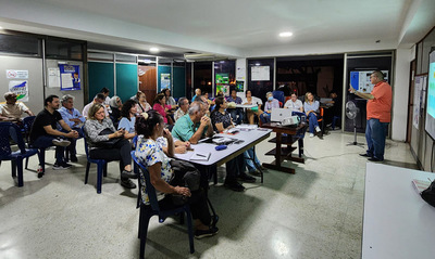 Dignatarios de Juntas de Acci&oacute;n Comunal  reciben asesor&iacute;a para adecuar estatutos