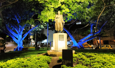 Siete lugares emblem&aacute;ticos de Cali se iluminaron en homenaje a las comunidades refugiadas y desplazadas