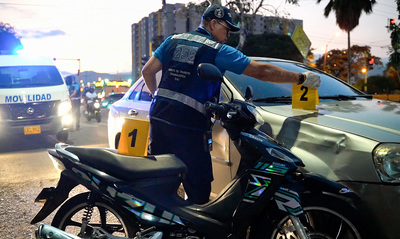 440 agentes de tr&aacute;nsito de la Secretar&iacute;a de Movilidad refuerzan sus  conocimientos en polic&iacute;a judicial y &aacute;reas forenses