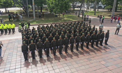 Polic&iacute;a Nacional invita a j&oacute;venes cale&ntilde;os y de municipios cercanos a participar de las convocatorias habilitadas por la instituci&oacute;n