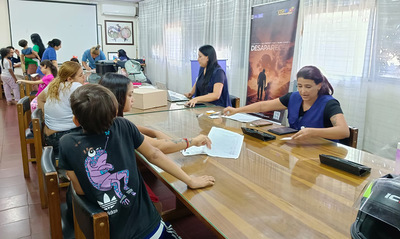 Sisb&eacute;n llega a las Instituciones Educativas Oficiales de Cali para garantizar el acceso de los estudiantes a los beneficios sociales