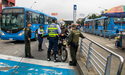 Alcald&iacute;a de Cali hace llamado para buscar soluciones al paro de  transportadores