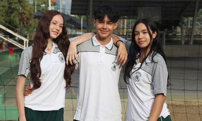 Presentaci&oacute;n de videos en ingl&eacute;s: una de las oportunidades de la instituci&oacute;n educativa Santa Cecilia