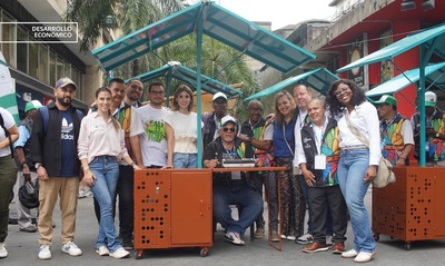 &lsquo;Zona Verde&rsquo; de la COP16: Alcald&iacute;a de Cali entrega m&aacute;s de 300 m&oacute;dulos a comerciantes del centro a trav&eacute;s de capital semilla