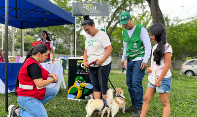 Alcald&iacute;a de Cali avanza con la campa&ntilde;a &lsquo;Yo cuido y mantengo mi parque limpio&rsquo;, para la correcta disposici&oacute;n de excrementos de mascotas