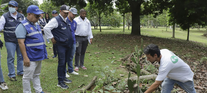&lsquo;Gobierno al barrio&rsquo; llev&oacute; soluciones a los problemas ambientales del Primero de Mayo y toda la comuna 17