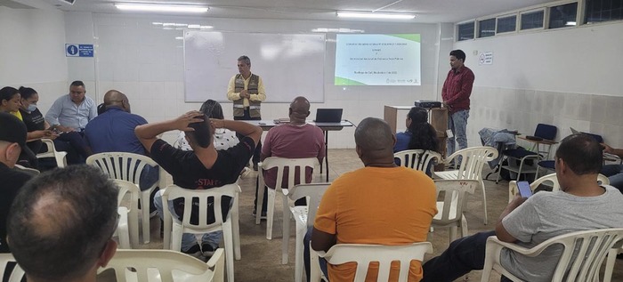 Socializado convenio de agricultura urbana en la comuna 9
