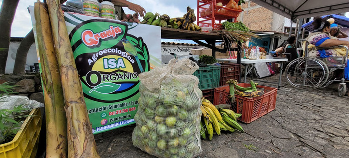 El mercado campesino de la cuenca R&iacute;o Cali celebra su tercer aniversario.
