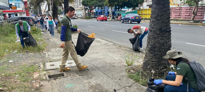 Dagma invita a vecinos de la Av Ciudad de Cali  a sumarse a la jornada de amor por Cali