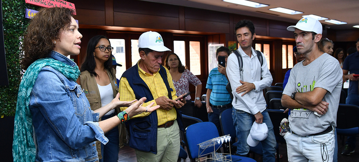 Ciudadan&iacute;a comprometida con la transici&oacute;n de sus territorios