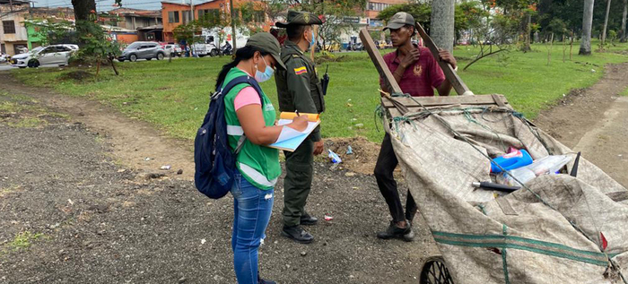 Jornada de limpieza y ornato en la calle 26