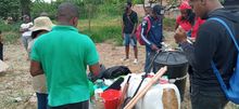Dagma contin&uacute;a entregando insumos en huertas urbanas de Cali