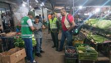 Vendedores de galer&iacute;a Santa Elena comprometidos con el manejo responsable de residuos