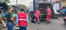 Vendedores de galer&iacute;a Santa Elena comprometidos con el manejo responsable de residuos