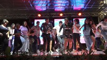 Cale&ntilde;os bailaron sobre las aguas del r&iacute;o Pance