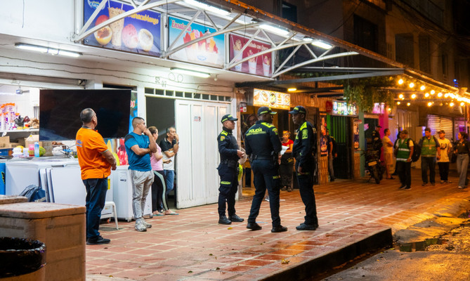 Operativos interinstitucionales para seguir recuperando el orden en Cali llegaron al parque de Villa Colombia