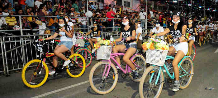 M&aacute;quinas de vida: Las bicicletas se tomaron hoy el Cali Viejo