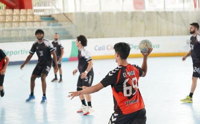 El balonmano se tom&oacute; el Coliseo Miguel Calero 2
