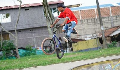 El programa V&eacute;rtigo sigue descubriendo talentos en el Skate Park del barrio Ciudad C&oacute;rdoba 2