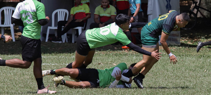Agilidad y potencia demostraron deportistas en la disciplina de Ultimate