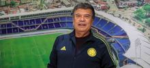 T&eacute;cnico de la Selecci&oacute;n Colombia Femenina invit&oacute; a la exhibici&oacute;n del trofeo de la Copa Mundo