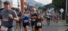 Juancho Correl&oacute;n con su gran marat&oacute;n puso a correr a m&aacute;s de diez mil personas
