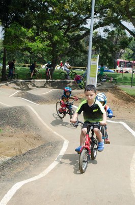 PumpTrack01