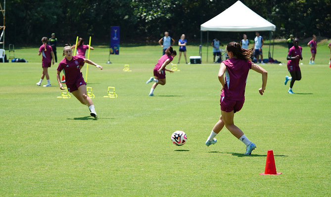Espa&ntilde;a, una de las favoritas, lleg&oacute; a Cali con mucha energ&iacute;a para revalidar el t&iacute;tulo de la Copa Mundial Sub-20 Femenina de la FIFA