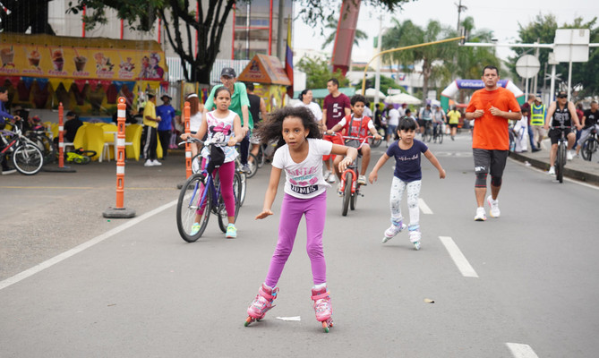 Con bici-paseo, la Ciclovida de Cali celebra el &lsquo;D&iacute;a Mundial de la Actividad F&iacute;sica&rsquo;