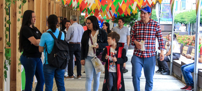 Feriat&oacute;n de emprendimientos adelant&oacute; las compras navide&ntilde;as en Cali