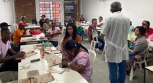 Atenci&oacute;n v&iacute;ctimas del conflicto armado: se agotan cupos para clases de fabricaci&oacute;n de calzado