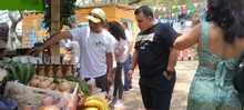 Los Mercados Campesinos, a tono con la marimba, el cununo y el guas&aacute; 