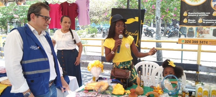 Un &ldquo;Festival&rdquo;, lleno de colorido, gastronom&iacute;a y artesan&iacute;as en la comuna 15